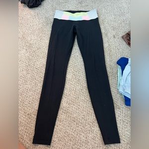 Black LULULEMON Leggings